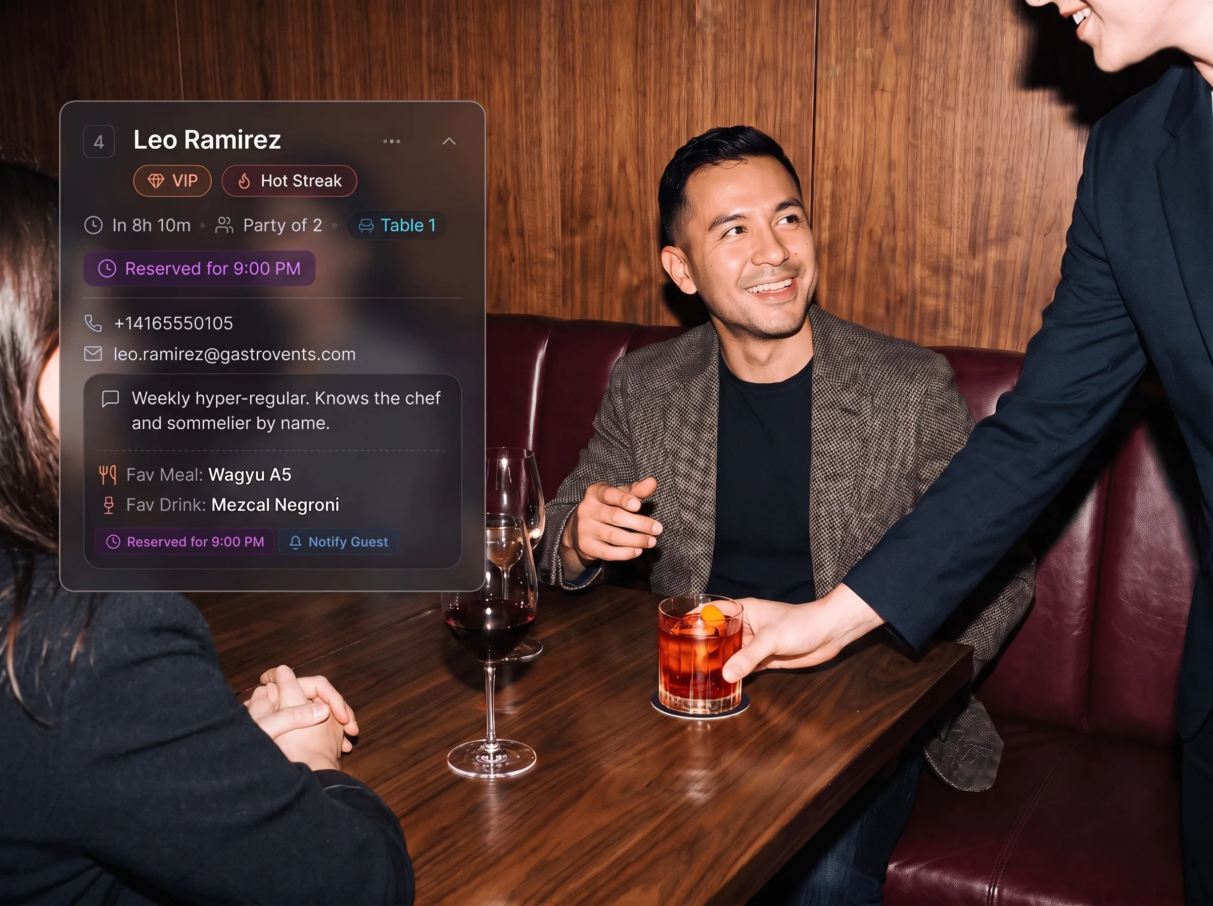 Restaurant server recognizing a returning guest with a Dashi guest profile overlay